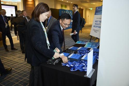 Attendees_037