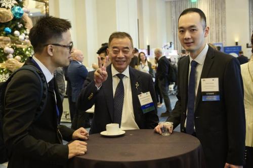 Attendees_069